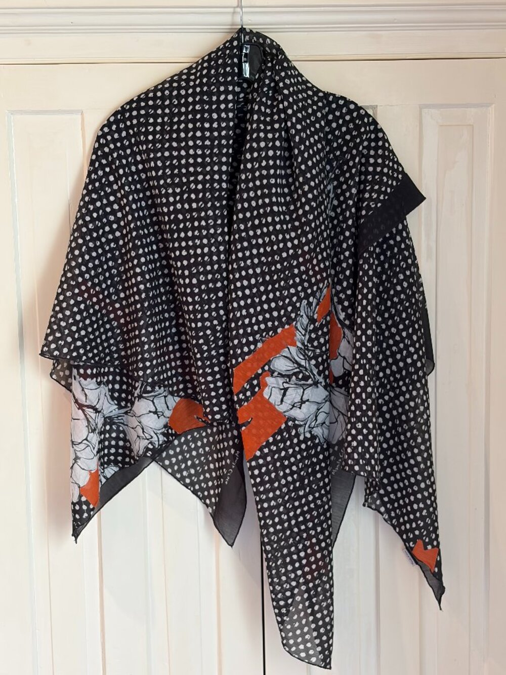 MANILA GRACE SCARF/WRAP - Picture 2 of 9